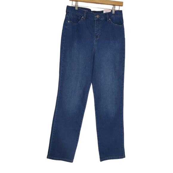 NWT Style & Co | Short Straight Leg High Rise with Slimming Pocket in Astor Wash - Picture 1 of 8